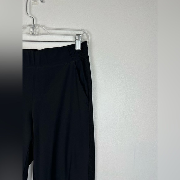 Athleta Mid Rise Brooklyn Black Jogger Pants Pockets Outdoor Women’s Sz 4P - Picture 3 of 8